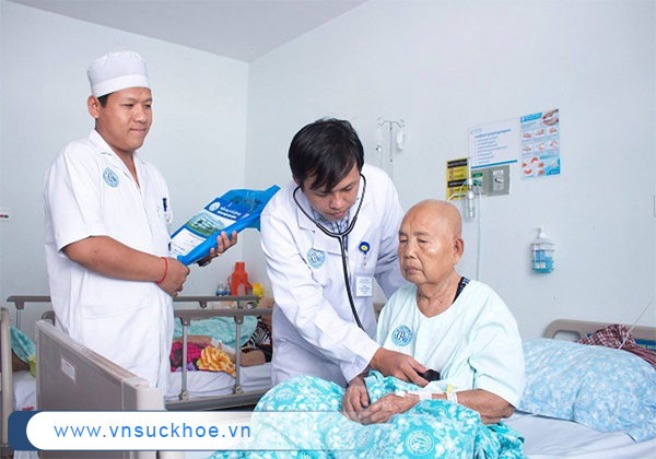 Bệnh viện Chợ Rẫy có đến 34 khoa lâm sàng để thực hiện các hoạt động khám, chữa bệnh cho người dân